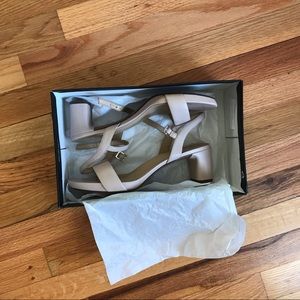 Naturalizer block heel sandals